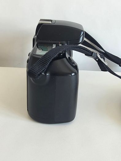 Nikon F70 Film Camera BODY ONLY