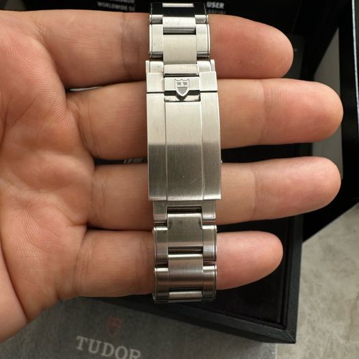 Tudor Black Bay Pro