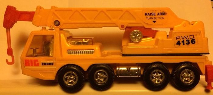 Plastic Big Crane HongKong Matchbox copy