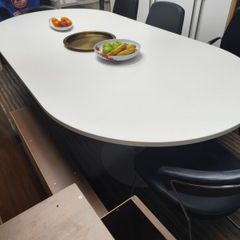 Office table