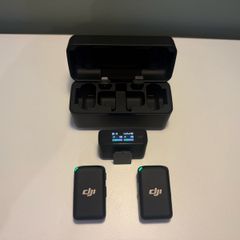 DJI Mic kit (2 TX + 1 RX) with charging case and accessories