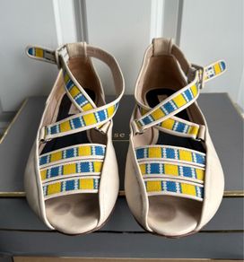 LK Bennett flats - sz 39.5