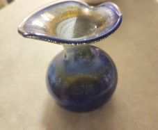Studio Art Glass Bud Vase Ittig Glasatelier 5  inches Jack in the Pulpit Hand Blown Blue