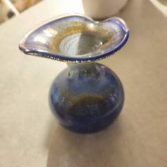 Studio Art Glass Bud Vase Ittig Glasatelier 5  inches Jack in the Pulpit Hand Blown Blue