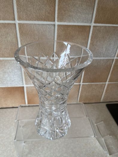 Dublin Crystal 7.25" Flower Vase as New