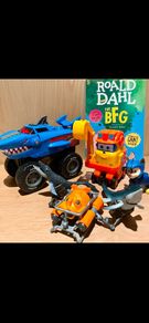 Super Wheels Shark Chomper - Brand New Bundle