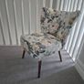 Feature chair Image 2