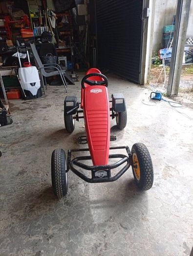 Pedal go cart