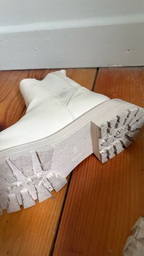 Cream Boots UK 5