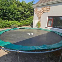 14 ft trampoline