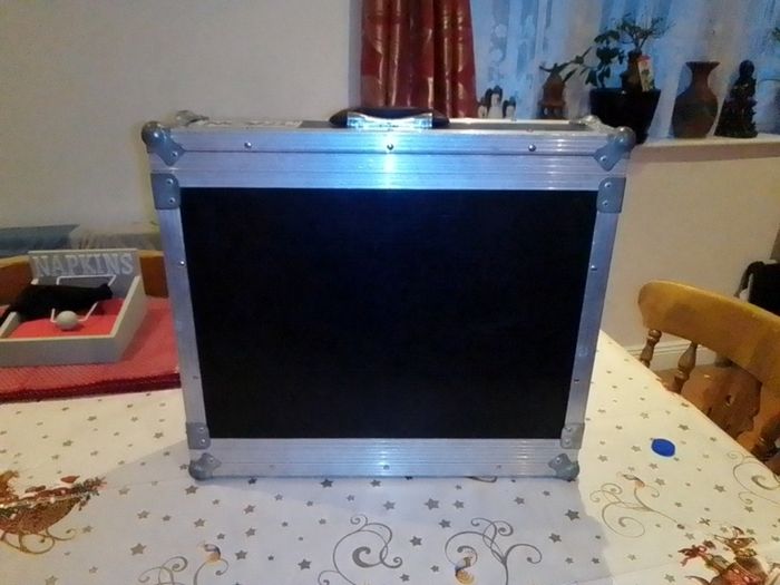 Tascam md350 + thon flight case