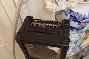 Roland cube guitar amplifier