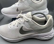 Nike Womens Revolution 6 NN White/Metallic Silver Training Shoes Size 8 EU 42.5
