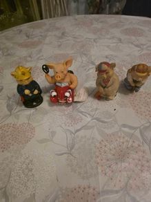 Leonardo figurines