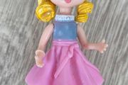 Spaghetti Sue doll from Shopkins Happy Places.