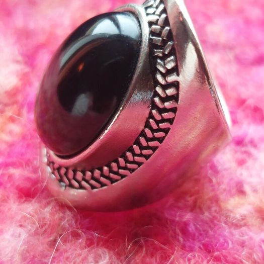 Dress ring