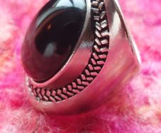 Dress ring