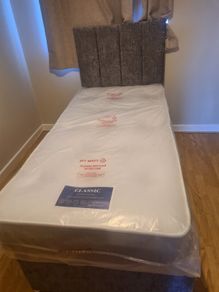 Singe bed with mattress