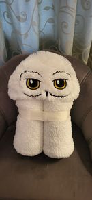 Harry Potter Hedwig Hooded Throw