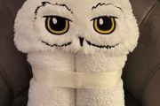 Harry Potter Hedwig Hooded Throw
