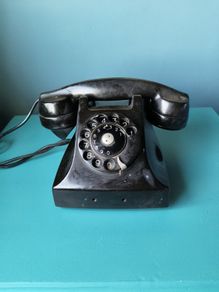 Vintage Bakelite Phone