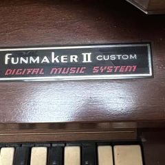Wurlitzer Funmaker II Organ, 1970s, Working