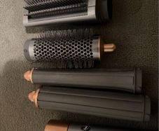 Dyson AirWrrap Multi Styler - Hardly used, with proper case