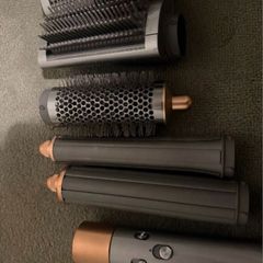 Dyson AirWrrap Multi Styler - Hardly used, with proper case