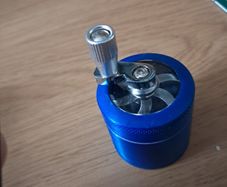 Solid Steel Pocket Grinder