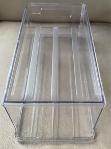 Can holder for fridge