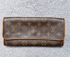 genuine louis vuitton pochette bag