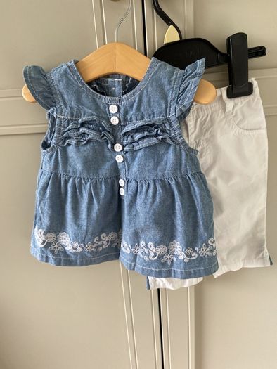 2 piece baby outfit white pants and denim blue top
