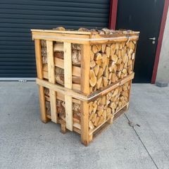 Kiln-dried logs