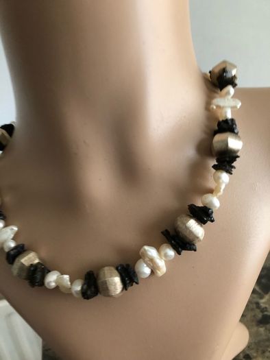 pearl necklace