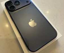 Apple iPhone 17 Pro 1TB - Applecare+ - 97% Batt