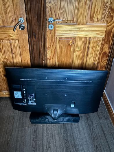 43inch flat screen tv (Samsung)