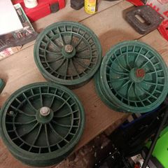 Wheel barrow wheels