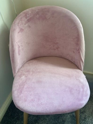 Chairs (x 2)