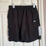 mens shorts Image 2