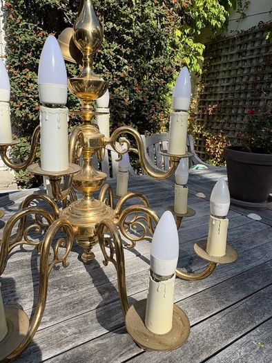 Brass 10 arm Chandelier/Ceiling light