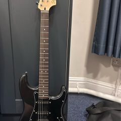 Fender Squier guitar and Amp in perfect condition!