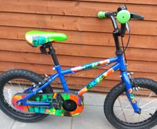 Kids apollo bike size 16 inch wheels
