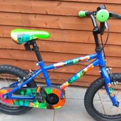 Kids apollo bike size 16 inch wheels