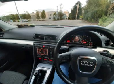 Audi a4 b6 b7 double din factory GPS SAT NAV radio head unit. breaking sline bumpers seats steering wheel TTRS wheels armrest clear headlamps 2.0tdi BRD 170BHP