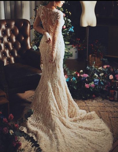 Beautiful vintage style wedding dress. Annylin Designer