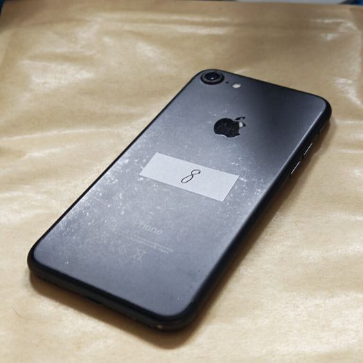 Apple iPhone 7 - 32GB - Black - Taptic Engine Fault - Activation Locked (For Parts / Repair)