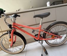 Decathlon Riverside 500 Kids Hybrid Bike - 20 Inch - Near New