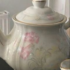 Reduced Sadler Vintage English three piece set matching teapot sugar bowl and jug
