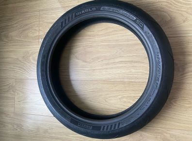 Pirelli diablo supercorsa SC1 120/70