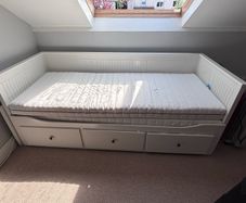 Ikea hemnes day bed